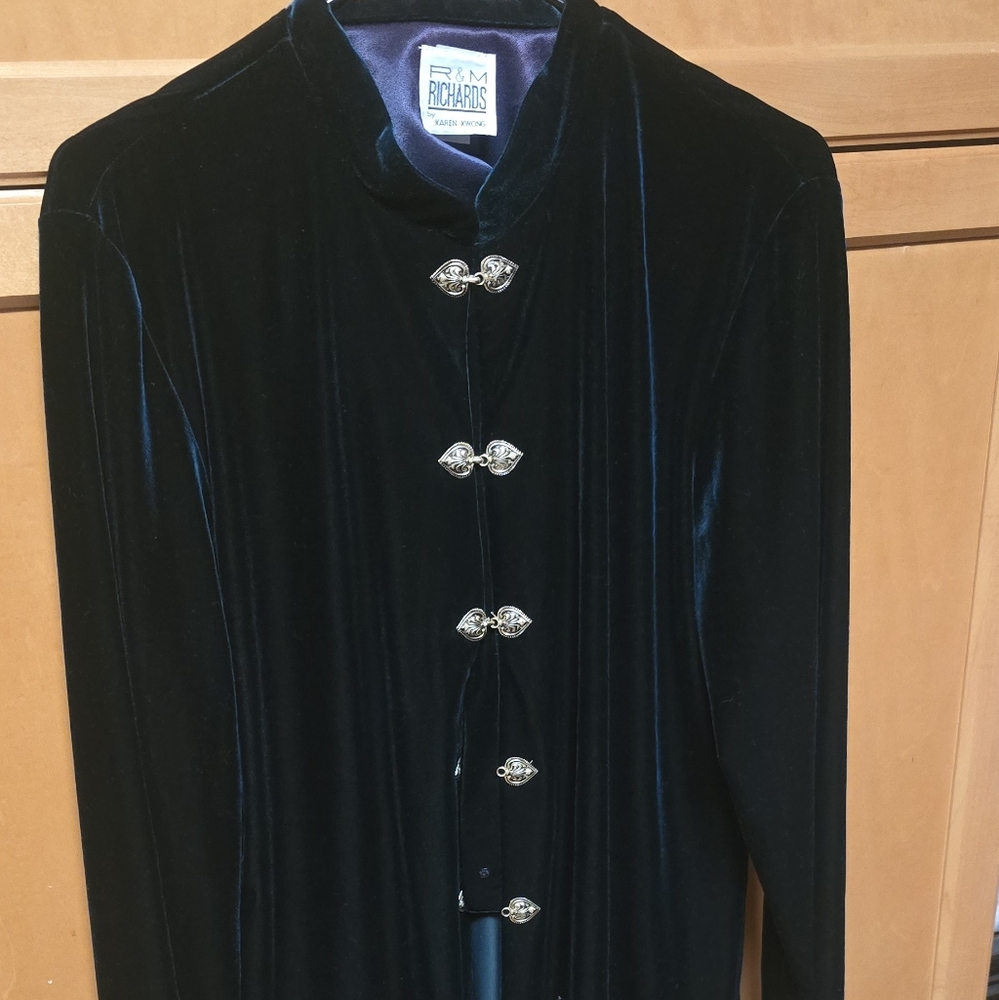 RM Richards Green Velvet Holiday Jacket Silver Buttons